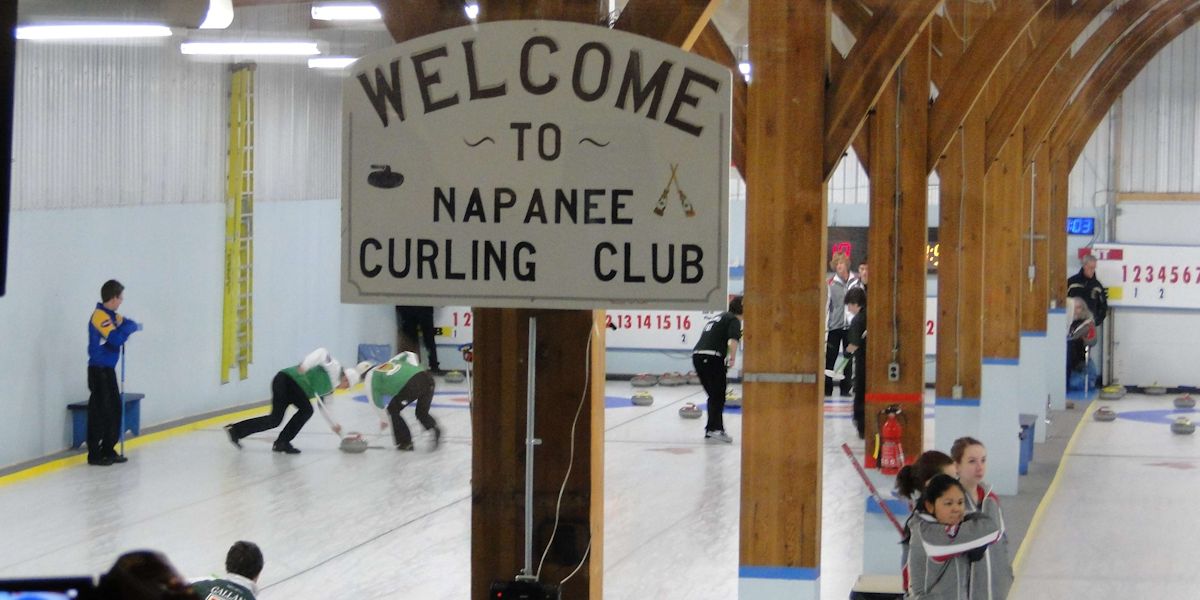 2012_can_jr_napanee_welcome